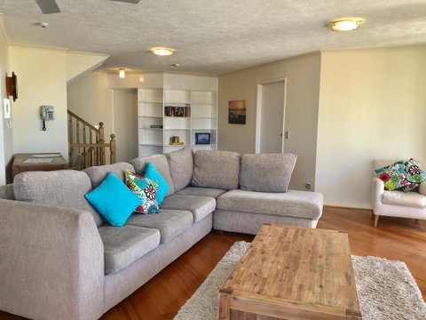 Rainbow Bay Resort Holiday Apartments - Hotel Gold Coast 2