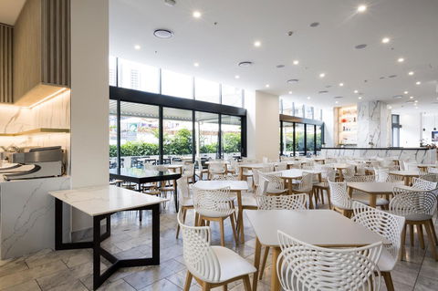 Ruby Gold Coast By Serain - Hotel Gold Coast 5
