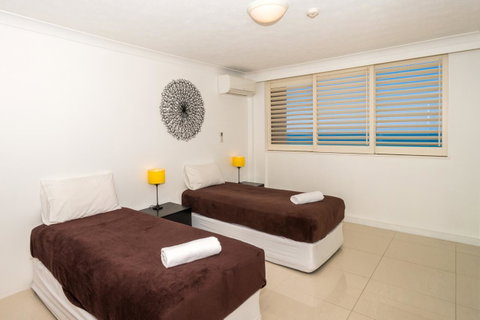 Breakers North Absolute Beachfront Apartments - Official - Hotel Gold Coast 26