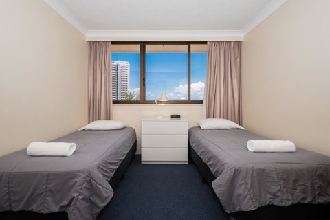 Breakers North Absolute Beachfront Apartments - Official - Hotel Gold Coast 17