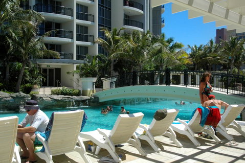 Chevron Renaissance - HR Surfers Paradise - Hotel Gold Coast 13