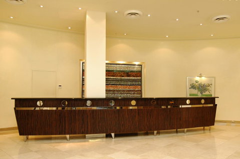 Chevron Renaissance - HR Surfers Paradise - Hotel Gold Coast 23