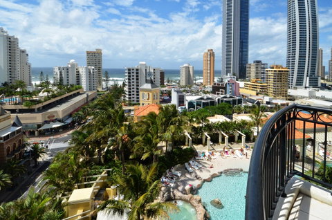 Chevron Renaissance - HR Surfers Paradise - Hotel Gold Coast 30