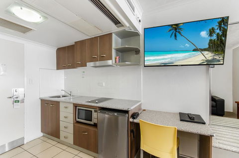 Waters Edge The Strand - Hotel Gold Coast 3