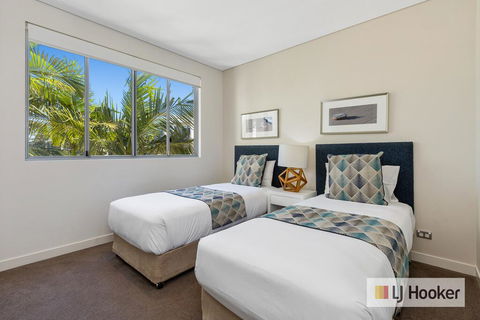 WAVE CULTURE 1204 - BEACH BLISS - Hotel Gold Coast 1