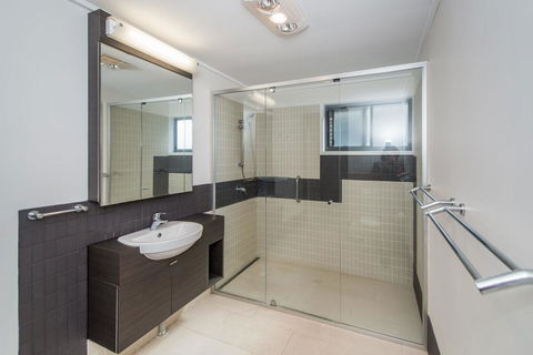 Weetanga - Hotel Gold Coast 1