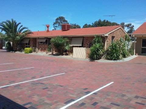 Werribee Park Motor Inn - Hotel Gold Coast 2