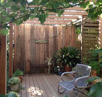 Whispering Pines Bed and Breakfast - Hotel Gold Coast
