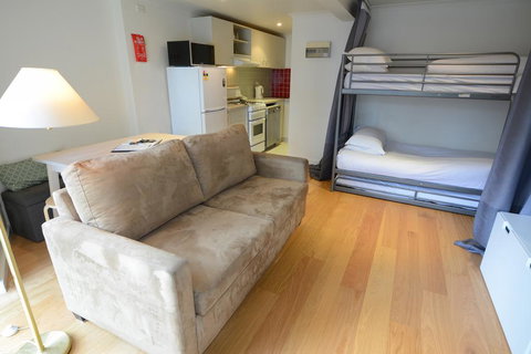 Whistler 8 Glacier - Hotel Gold Coast 3