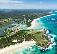 White Waves on the Beach - Hotel Gold Coast
