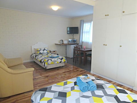 Whyalla Country Inn Motel - Hotel Gold Coast 1