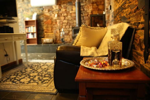 William Hunt's Retreat - Redwood Studio - Hotel Gold Coast 1