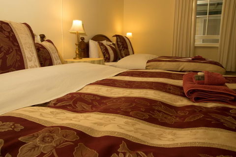 Wooleen Station - Hotel Gold Coast 1