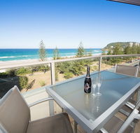 Wyuna Beachfront Holiday Apartments - Hotel Gold Coast