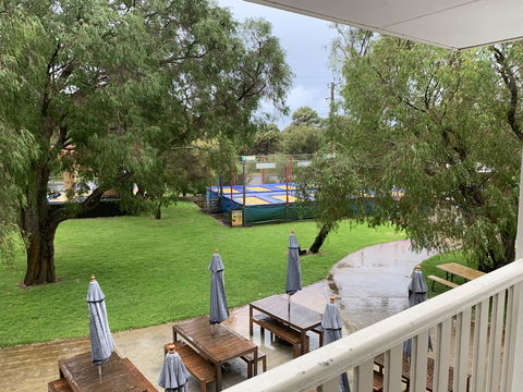 Xcape At The Cape - Hotel Gold Coast 0