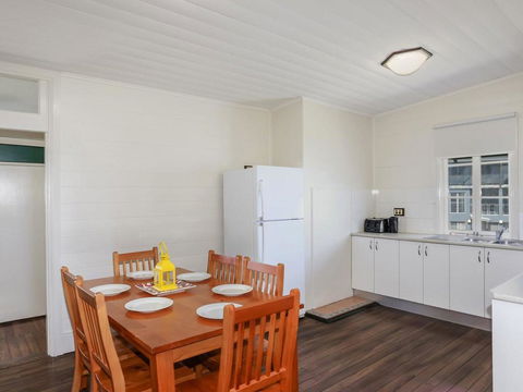 Yamba Pilot Cottage 2 - Pets Welcome - Close To Beach - Hotel Gold Coast 2