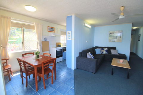 Yamba Towers 2 - Hotel Gold Coast 2