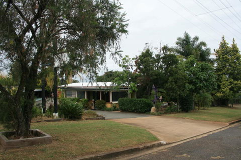 Yarraman Gardens Motel Queensland - Hotel Gold Coast 2