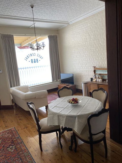 Yass Central B&B - Hotel Gold Coast 1