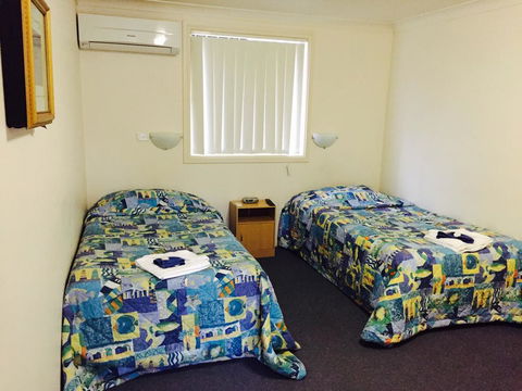 Yetholme Motor Inn - Hotel Gold Coast 2