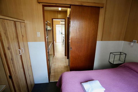 Young Tourist Park - Hotel Gold Coast 1