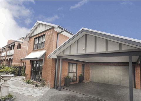 Your Home Away From Home - Hotel Gold Coast 2