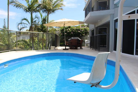 Zaffiro Beach House - Hotel Gold Coast 1