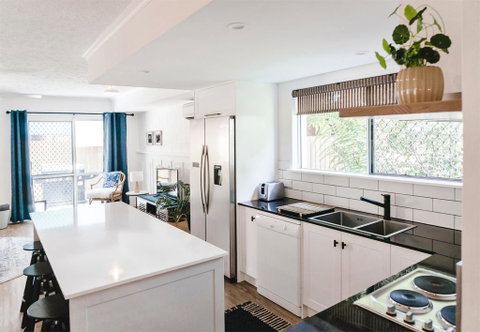 Whitsunday Wanderluxe - Hotel Gold Coast 1