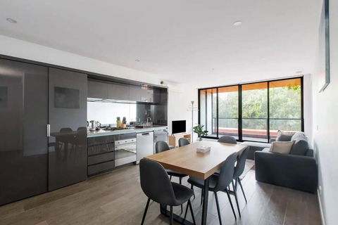 A 3BR Apt Next To Melbourne Zoo FREE Parking - Hotel Gold Coast 0