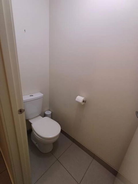 A Beautiful And Spacious Home. - Hotel Gold Coast 4