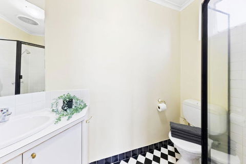 A Comfy & Cozy Apt In Clifton Hill FREE Parking - Hotel Gold Coast 4