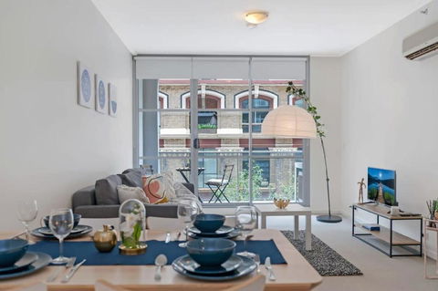 A Comfy & Modern Studio Near Darling Harbour - Hotel Gold Coast 2