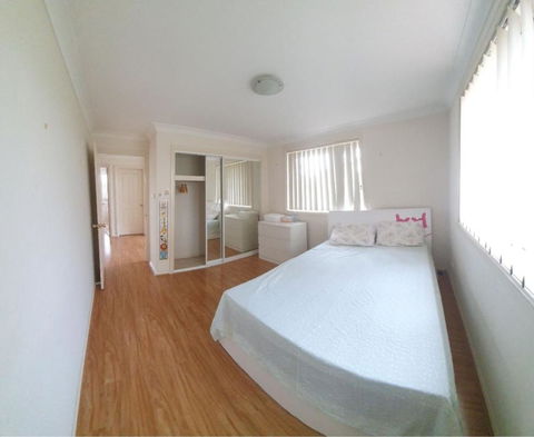 A Cosy Private Bedroom For You (2) - Hotel Gold Coast 0