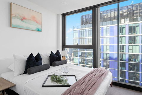 A Cozy & Comfy 2BR Apt Up In The Clouds Near CBD - Hotel Gold Coast 4