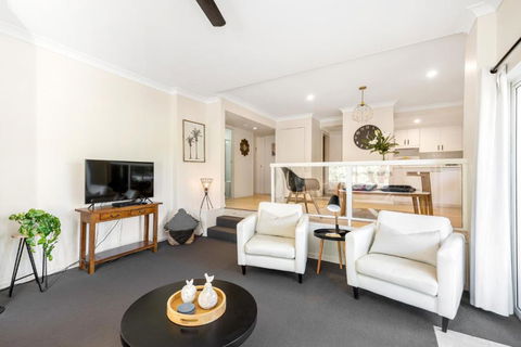 A Little Jewel By The Sea - Hotel Gold Coast 3