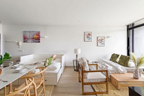 A Lux 2BR Apt Next To Melbourne Uni FREE Parking - Hotel Gold Coast 3