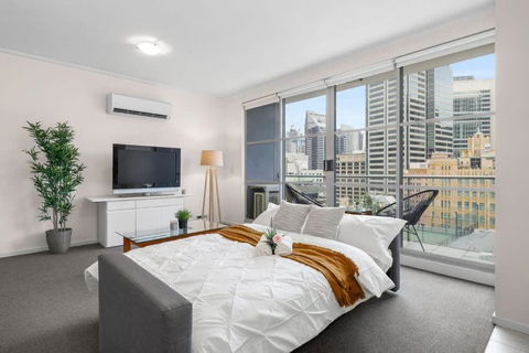 A Modern Apt City Views Next To Darling Harbour - Hotel Gold Coast 1