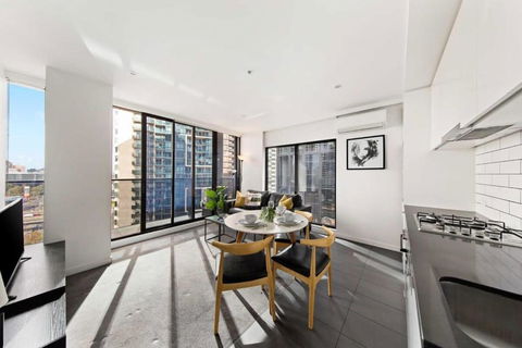 A Modern & Spacious 2BR Apt City Views Southbank - Hotel Gold Coast 2