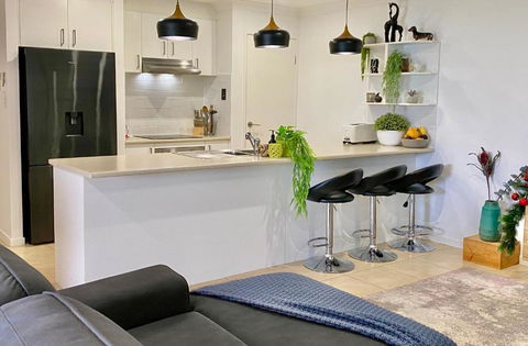 A Peaceful Private Home Away From Home In Pacific Pines - Hotel Gold Coast 2