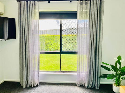 A Peaceful Private Home Away From Home In Pacific Pines - Hotel Gold Coast 3