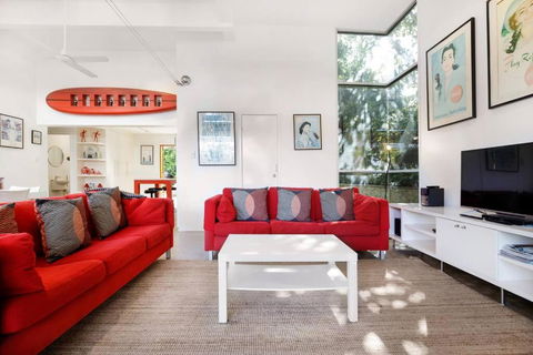 AAA Coke Shack - Hotel Gold Coast 3