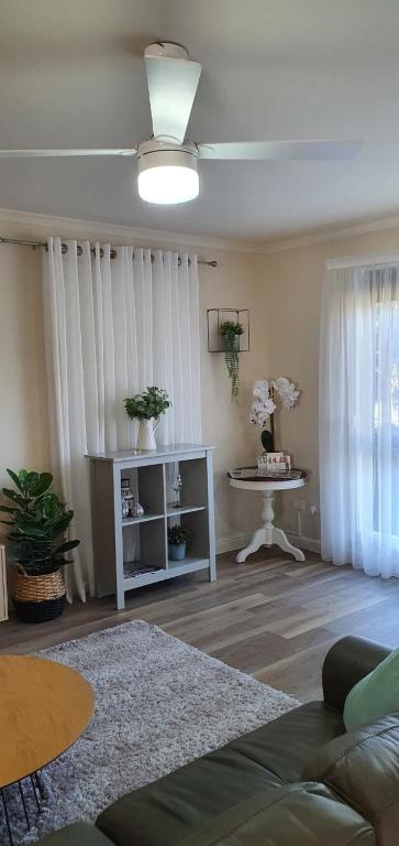 Abalone Guest Accommodation - Hotel Gold Coast 2