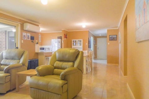 About That Time - Hotel Gold Coast 4