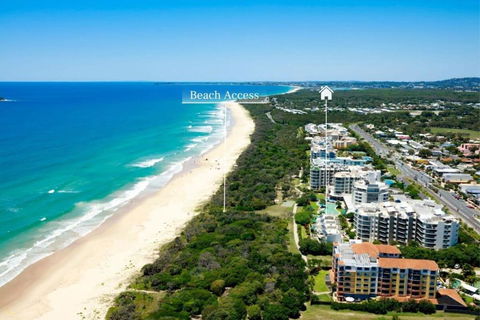 Absolute Beachfront Beach House With Amazing Views - Hotel Gold Coast 1