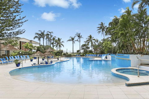 Absolute Beachfront Royal Palms - Hotel Gold Coast 1