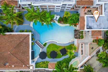 Absolute Superb Location Ocean Views Beachfront - Hotel Gold Coast 1