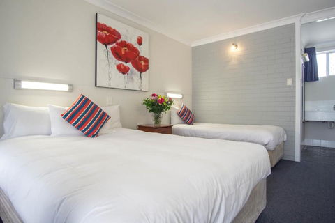 Acacia Motor Inn - Hotel Gold Coast 4