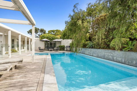 Acacia Portsea - Hotel Gold Coast 0