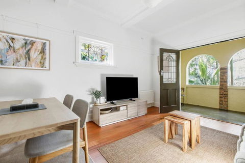 Acland Art Deco - Coastal Chic By St Kilda Beach - Hotel Gold Coast 4