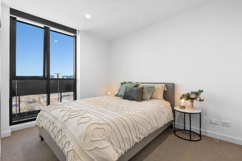 Adelaide City Oasis: Parking, Pool, Gym, Cinema, Inc. - Hotel Gold Coast 0